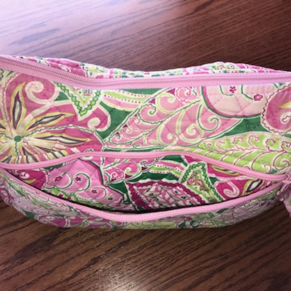 Pinwheel Pink Large Maggie Shoulder bag *RETIRED* perfect for electronic tablet - Picture 4 of 8